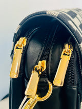 Meander Multi-Zip Bag
