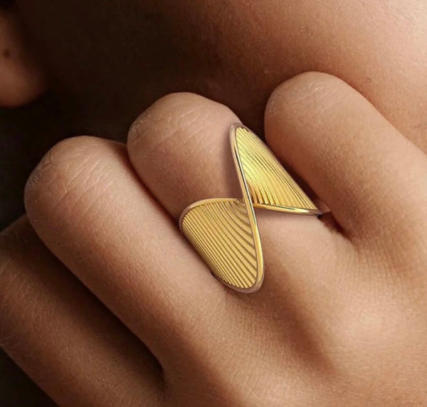 Anafi Ring Gold