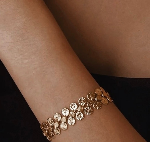 Lyra Bracelet Gold