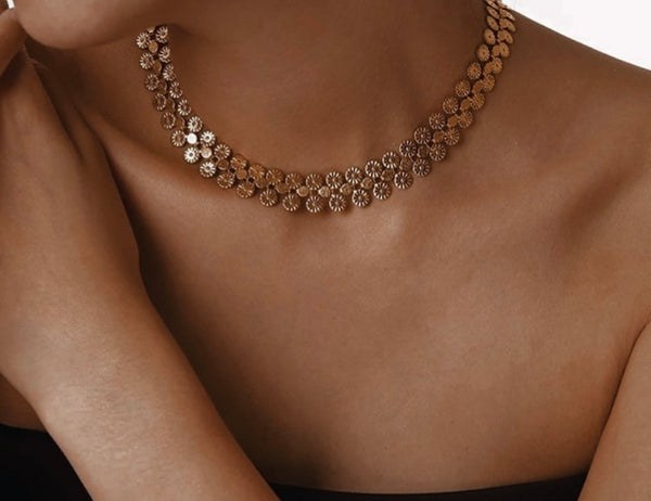 Lyra Necklace Gold