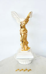 NIKE Statue - White & Gold