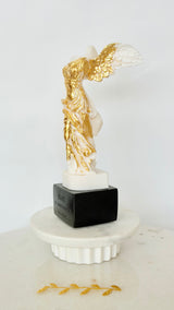 NIKE Statue - White & Gold